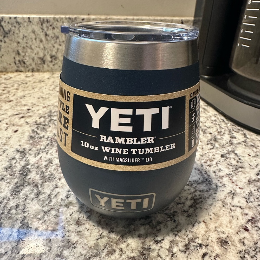 Yeti Rambler Wine Tumbler, NWT